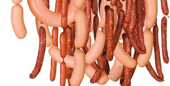 As salsichas e carne processada aumenta o risco de doenças cardiovasculares