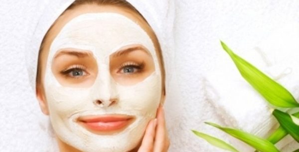Três máscaras para acne