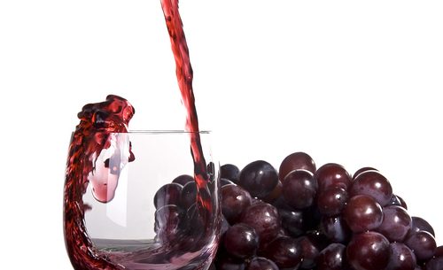 Propriedades medicinais do vinho tinto