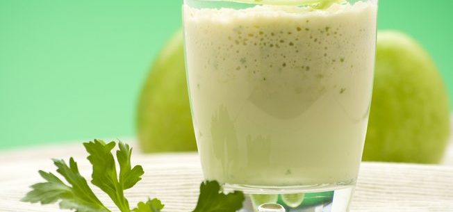 Suco de aipo para emagrecer