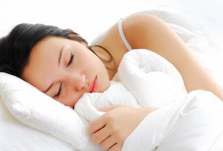 Dormir demais aumenta o risco de demência e Alzheimer