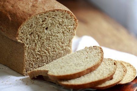 Uma dieta equilibrada deve incluir o pão