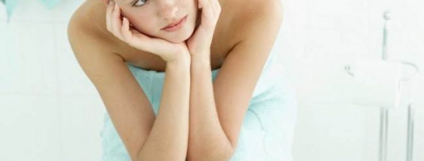 Causas e tratamentos para coceira na região genital feminina