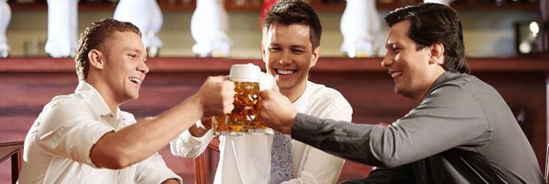 5 alimentos recomendados para antes de beber álcool