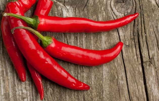14 grandes benefícios da pimenta caiena para a saúde-capa