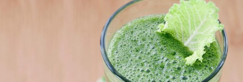 Receita e benefícios do suco de repolho para a saúde