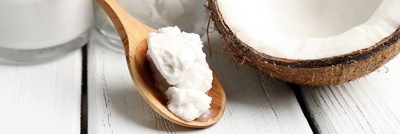 5 maneiras de usar o óleo de coco para cuidar do cabelo